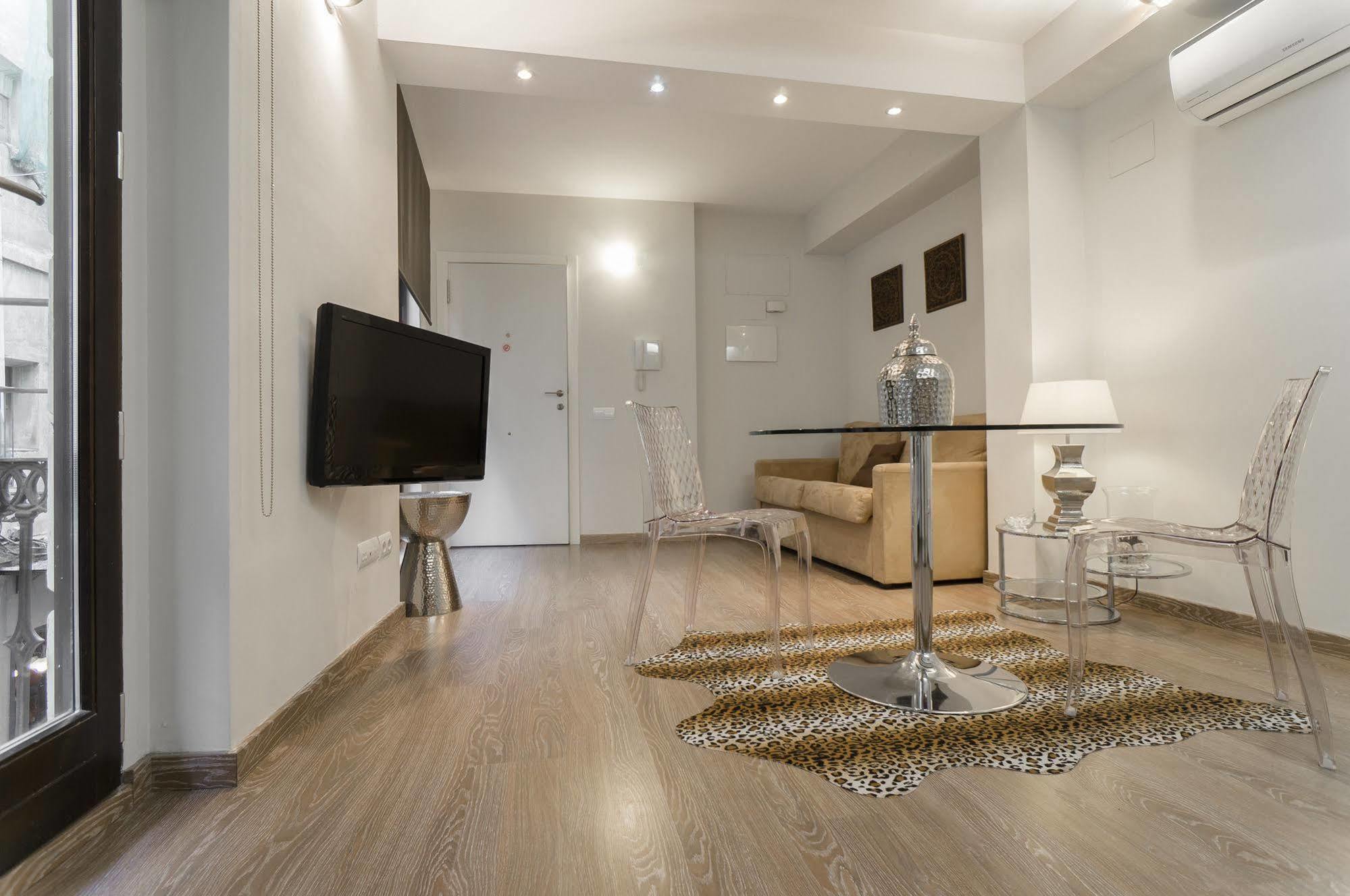 Kirei Apartment Sombrereria Valencia Exteriör bild