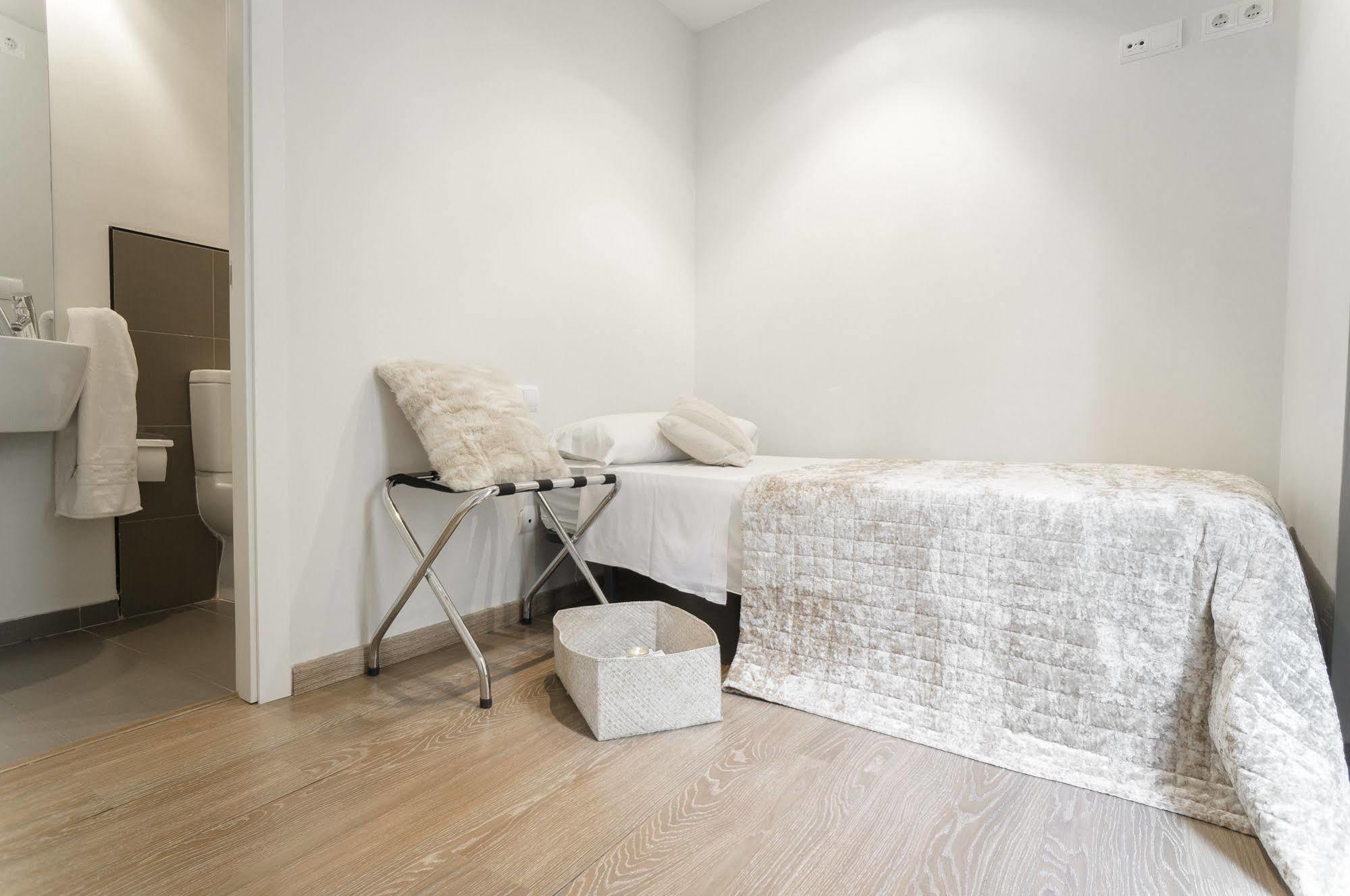 Kirei Apartment Sombrereria Valencia Exteriör bild